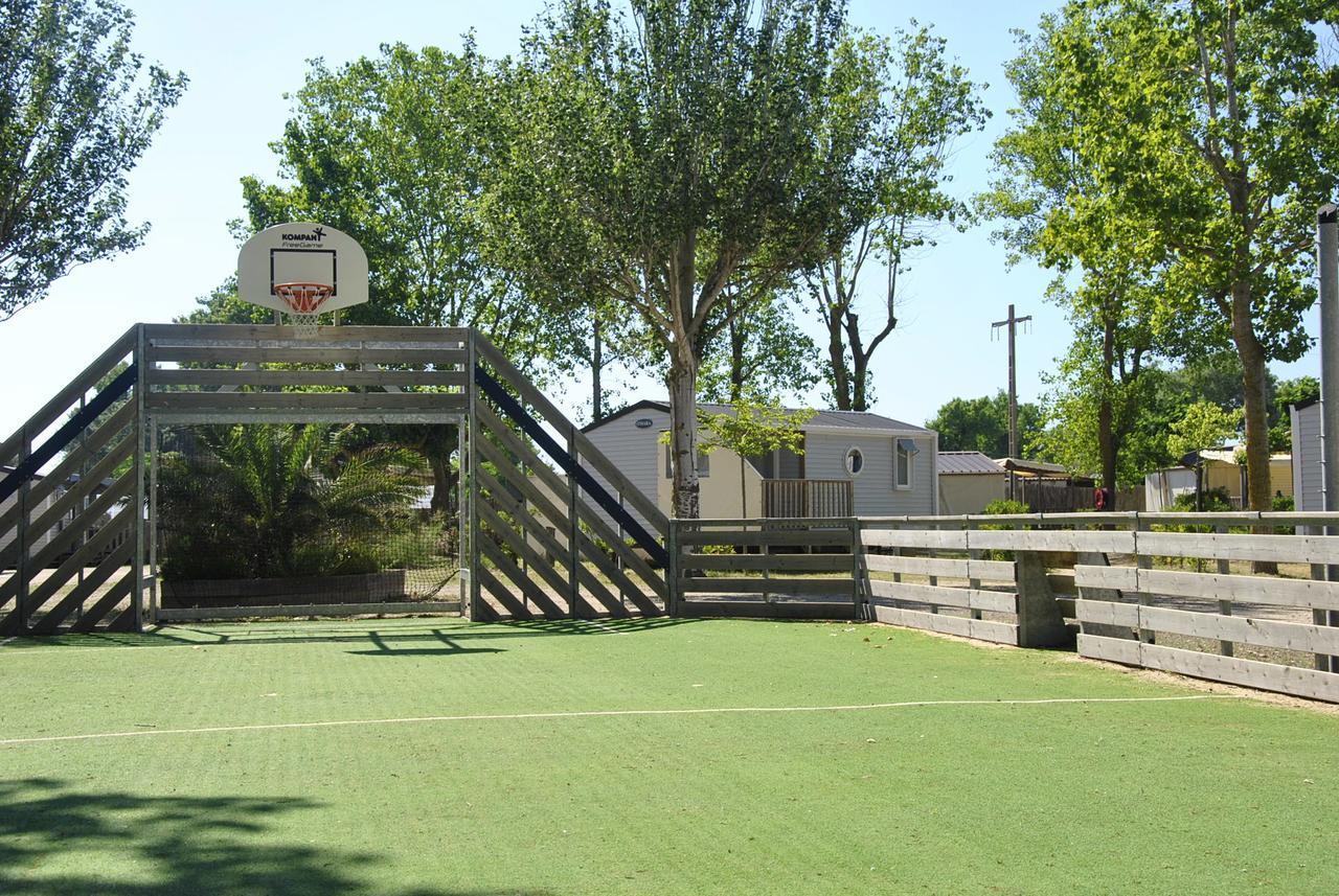 Camping La Dune Vias Kültér fotó